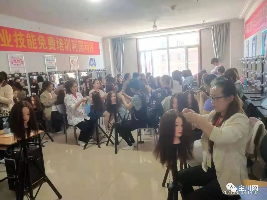 抖音免费学剪辑是真的吗_抖音学剪辑收多少学费_抖音教剪辑怎么收费